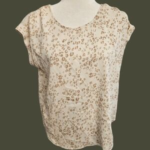 Olive & Oak Cream Leopard Print Blouse